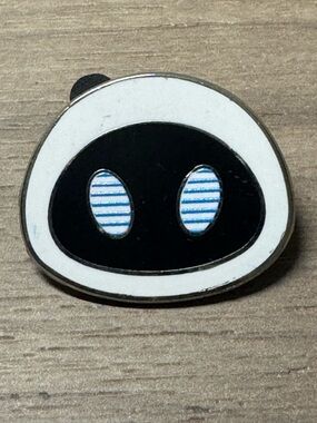 5/$25 Disney Wall-E Eve Tsum Tsum Pin